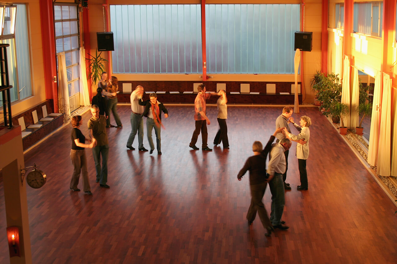 Tanzschule Auftakt Köln mit Tanzkurs Unterricht